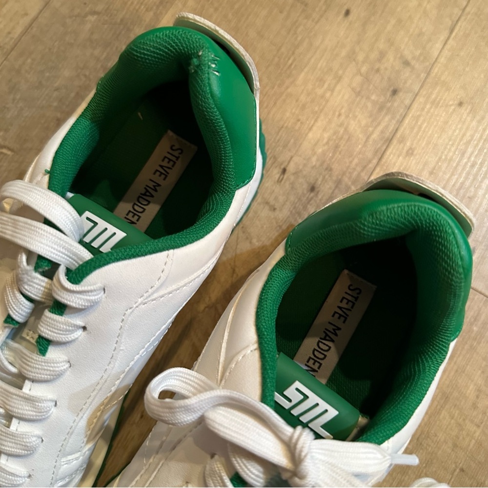 Steve Madden Kinkade Sneakers - Picture 8 of 11